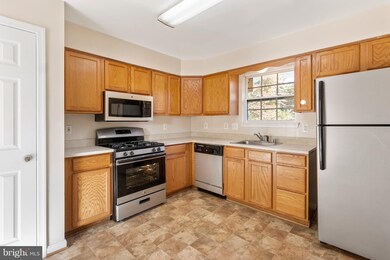 8708 Dunbar Ave, Hyattsville, MD 20785 - photo 6