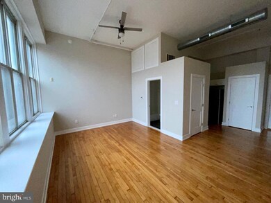 4629 35 E Thompson St unit 35, Philadelphia, PA 19137 - photo 3