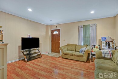 708 Front St, Dunellen, NJ 08812 - photo 5