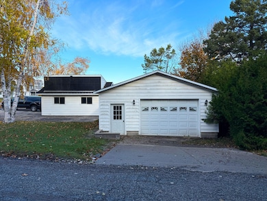 285 Chambers St, Saint Ignace, MI 49781 - photo 4