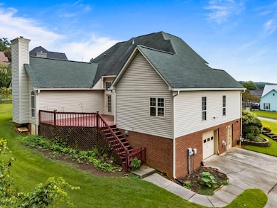 1121 Hickory View Dr, Morristown, TN 37814 - photo 6