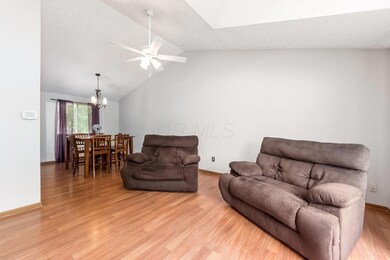 T 902 Windbourne ct00010-Edit
