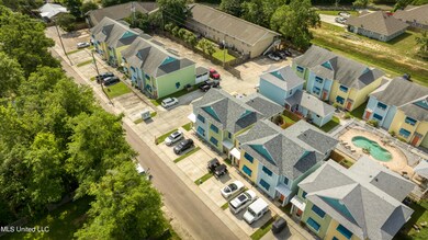 216 Carre Ct unit 18, Bay Saint Louis, MS 39520 - photo 3