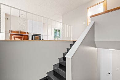 812 W Westover Rd, Spokane, WA 99218 - photo 7