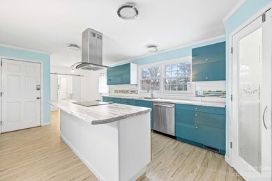 134 Victoria Dr, Statesville, NC 28625 - photo 5