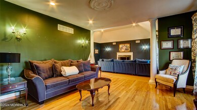 GREAT ROOM
