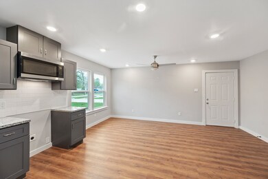 6727 Orville St unit B, Houston, TX 77028 - photo 7