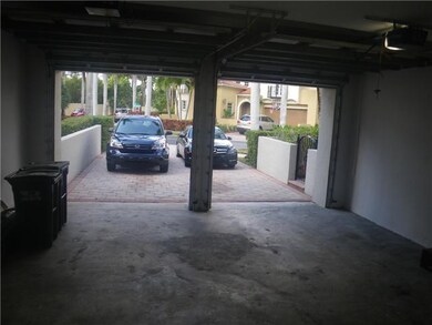 Parking Lot/Garage
