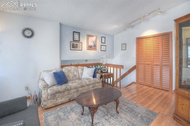 2233 Farnsworth Dr, Colorado Springs, CO 80916 - photo 5