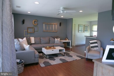 34 Crystal Rd, Levittown, PA 19057 - photo 3