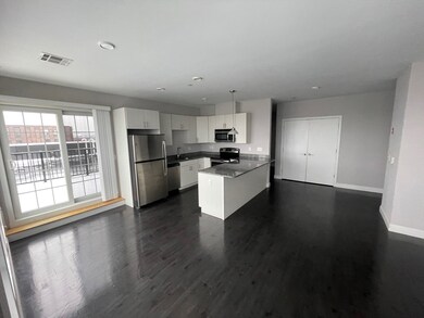 431 River St unit 501, Waltham, MA 02453 - photo 2