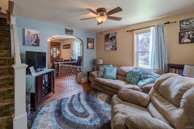 562 Furnace St, Emmaus, PA 18049 - photo 5