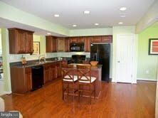 3027 Sundown Dr, Chambersburg, PA 17202 - photo 4