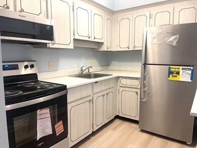 915 Edgell Rd unit 83, Framingham, MA 01701 - photo 3