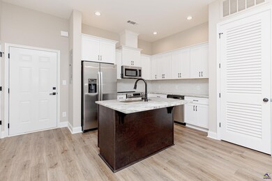 1009 Northside Dr, Perry, GA 31069 - photo 5