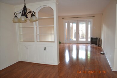 869 Wax Myrtle Ln unit 4, Houston, TX 77079 - photo 6