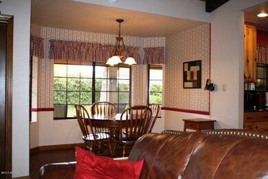 Breakfast Room