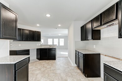 2922 Silverhorn Ln, Rosenberg, TX 77471 - photo 5