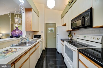 13706 Modrad Way unit 7A42, Silver Spring, MD 20904 - photo 6