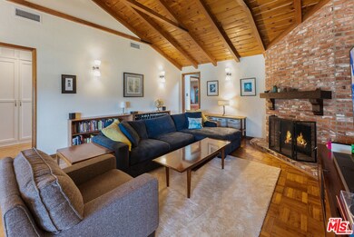 5500 Colbath Ave, Sherman Oaks, CA 91401 - photo 4