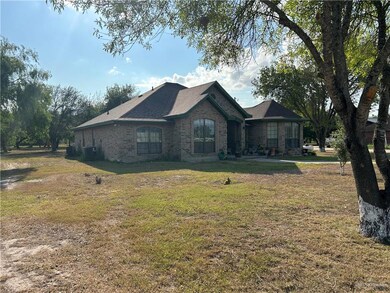 7707 Cruz Rocha Sr Dr, Weslaco, TX 78599 - photo 2