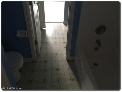 10843 Jessica Ash Dr, Jacksonville, FL 32218 - photo 7