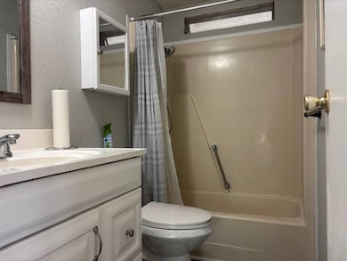 506 Beechcraft St unit 506, Lake Placid, FL 33852 - photo 7