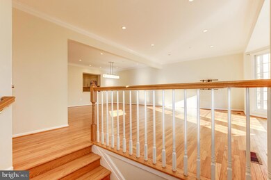 11359 Morning Gate Dr, Rockville, MD 20852 - photo 3