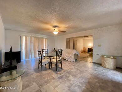 Living Rm Den