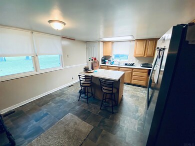 312 E Canal St, Windfall, IN 46076 - photo 2