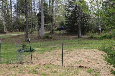 153 Walker Dr, Burnside, KY 42519 - photo 7