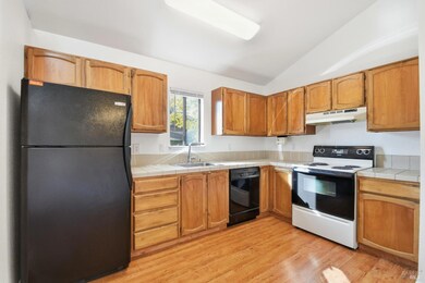 23 Pine Tree Cir, Cotati, CA 94931 - photo 5