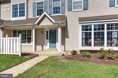 207 Oliphant La, Mount Laurel, NJ 08054 - photo 2