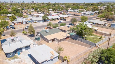 2031 N 28th Place, Phoenix, AZ 85008 - photo 5