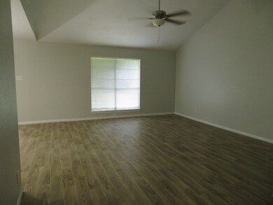 4915 Fitzwater Dr, Spring, TX 77373 - photo 4