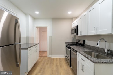 1645 S Etting St, Philadelphia, PA 19145 - photo 6