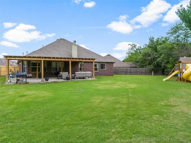 21697 E 39th St S, Broken Arrow, OK 74014 - photo 4