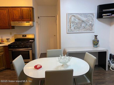 181 McVeigh Ave, Staten Island, NY 10314 - photo 5