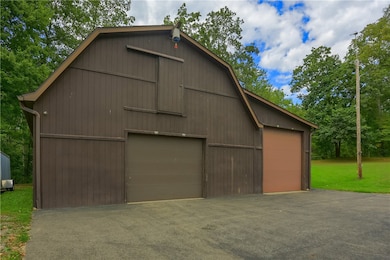 2749 Frew Mill Rd, New Castle, PA 16101 - photo 4