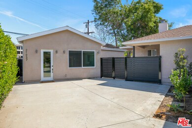 21037 Costanso St, Los Angeles, CA 91364 - photo 2