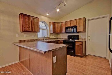 125th - Kitchen