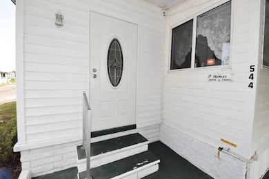 544 Parakeet Ln, Largo, FL 33770 - photo 3