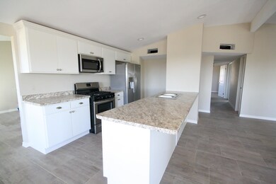 10400 Candlewood Ave, El Paso, TX 79925 - photo 5