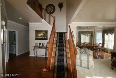 3355 Prince Edward Dr, White Plains, MD 20695 - photo 2