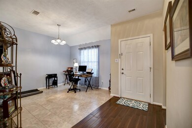 12003 Lois Ln, Pinehurst, TX 77362 - photo 6