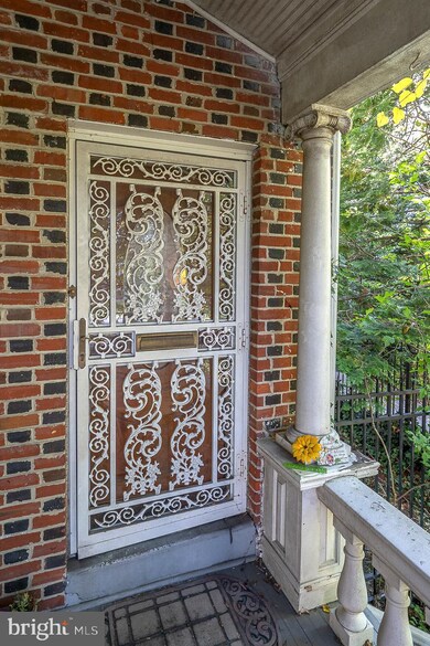 131 N Lansdowne Ave, Lansdowne, PA 19050 - photo 4