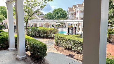 10511 Sablewood Dr unit 107, Raleigh, NC 27617 - photo 6