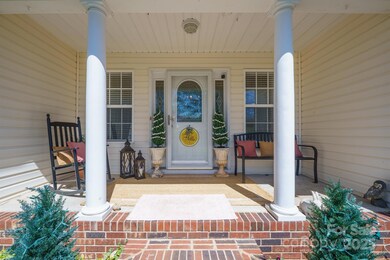 1505 Angela Ct, Lincolnton, NC 28092 - photo 3