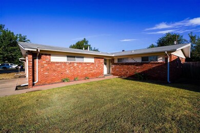 4233 NW 52nd St, Oklahoma City, OK 73112 - photo 4