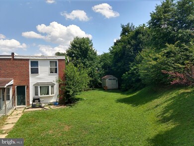 905 Imperial Ct, Halethorpe, MD 21227 - photo 4